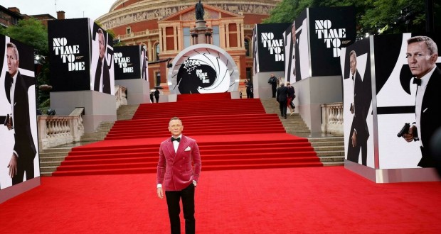 James Bond de retour pour pour sauver le monde et les siens