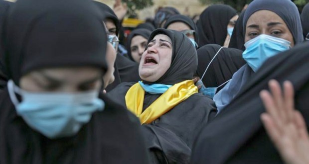 Le Liban enterre les victimes des violents affrontements
