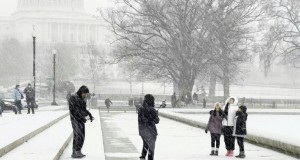 Une tempête hivernale majeure frappe l'est des Etats-Unis