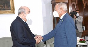 Le Président Tebboune reçoit le secrétaire général de la Ligue arabe