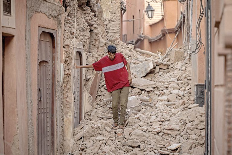 SOLIDAIRE AVEC LE PEUPLE MAROCAIN MEURTRI PAR UN VIOLENT SÉISME  QUI A FAIT AU MOINS 1.037 MORTS ET 1.204 BLESSÉS  : L’Algérie prête à envoyer l’aide humanitaire