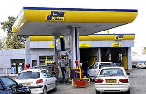 EN SUPPORTANT LA DIFFÉRENCE ENTRE COUT RÉELET PRIX À LA POMPE : L’État maintient les subventions aux carburants