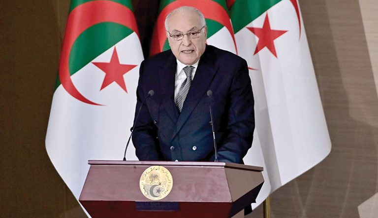 AHMED ATTAF REAGIT AUX CAMPAGNES HOSTILES : « L’Algérie fera échec à tous les complots »