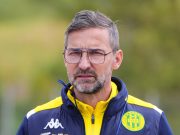 Défaite lourde en Égypte : Zinnbauer analyse la performance de la JS Kabylie et appelle à la mobilisation avant le second match