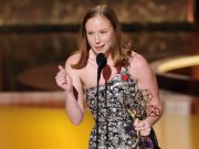 HANNAH EINBINDER AUX EMMY AWARDS 2025 À LOS ANGELES : « Palestine libre ! »