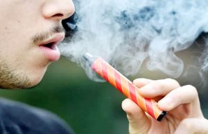 LEURS SAVEURS SUCREES FONT PESER ‘’UN DANGER’’ SUR LA LUTTE CONTRE LA DEPENDANCE : L’OMS appelle à légiférer sur les nouveaux produits à base de nicotine