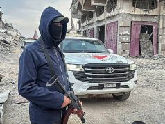 À GHAZA : La résistance restitue trois dépouilles de soldats sionistes via le CICR