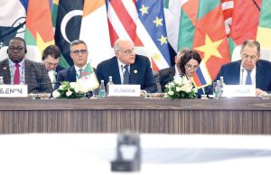 ELLE VISE À RENDRE FORTE LA REPRÉSENTATION DE L’AFRIQUE AU CONSEIL DE SÉCURITÉ ET DANS LES INSTITUTIONS INTERNATIONALES : L’Algérie salue l’entente afro-russe