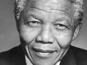 FIGURE TUTELAIRE DE LA LUTTE CONTRE L’APARTHEID : Vibrant hommage à Nelson Mandela en Afrique du Sud