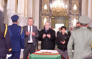 L’ultime adieu des cadres de la Nation