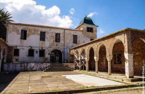 Oran : Opération de restauration au profit du Palais du Bey