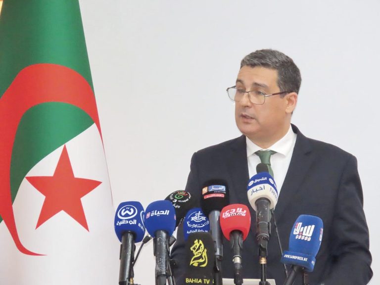 LE MINISTRE AÏT MESSAOUDÈNE :  « La santé des travailleurs, c’est l’avenir du pays »