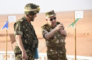 3e RÉGION MILITAIRE : Chengriha supervise un exercice tactique avec munitions réelles