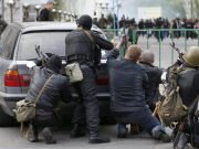 L’Attaque de Kiev contre un collège fait 40 blessés et quatre morts : «Les terroristes s’en prennent aux enfants, délibérément et avec délectation», affirme Moscou