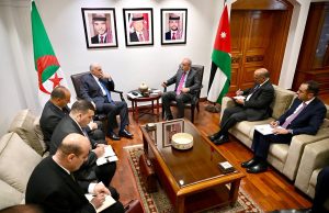 LE MESSAGE LUI A ÉTÉ TRANSMIS PAR AHMED ATTAF : Le président Tebboune écrit au roi de Jordanie
