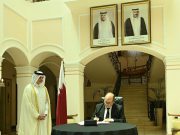 DÉCÈS DE L’ÉMIR PÈRE DU QATAR : Le président Tebboune fait signer, par Ghrieb, le registre de condoléances