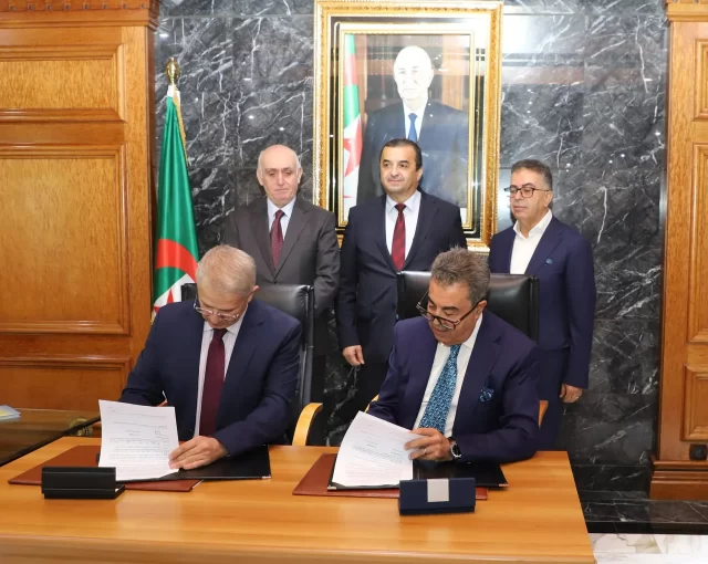 FABRICATION DE MEMBRANES D'OSMOSE INVERSE DESTINÉES AUX STATIONS DE DESSALEMENT - Sonatrach et Souakri ou l’union stratégique