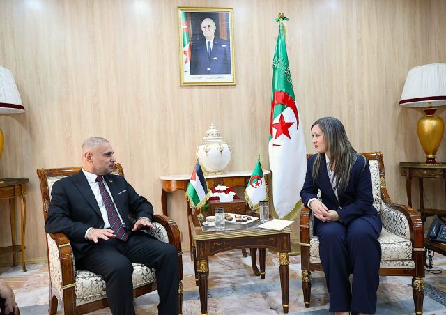 APN - Boufedèche reçoit l’ambassadeur palestinien à Alger