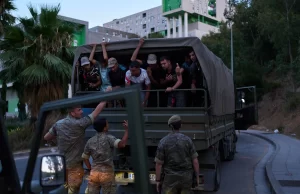 Maroc : Stades de milliards, jeunesse en naufrage
