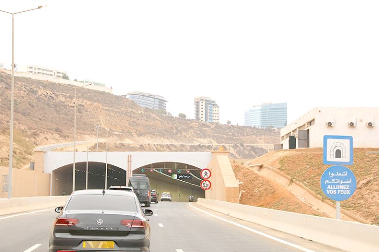 Oran : fermeture partielle des tunnels de l’autoroute menant au port, à partir du 28 septembre