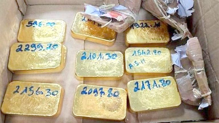 Aéroport d&rsquo;Oran : mise en échec d&rsquo;une opération de fuite de capitaux et saisie de plus de 4 kilos d&rsquo;or