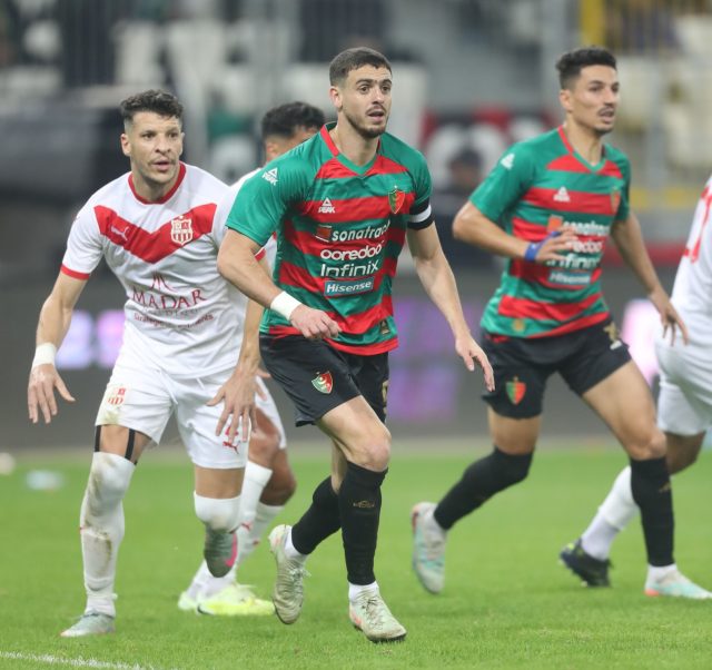 Ligue 1 MCA-CRB Abdellaoui