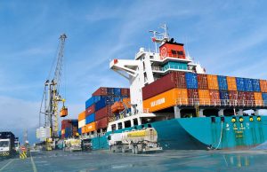 PORT DE DJEN DJEN : Première opération de transbordement