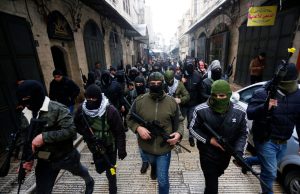 LA RÉSISTANCE PALESTINIENNE IMPOSE DES CONDITIONS À TOUTE INITIATIVE POLITIQUE : Un arrêt total de l’offensive israélienne