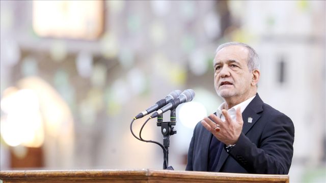 LE PRÉSIDENT IRANIEN ORDONNE : Des pourparlers « justes et équitables » avec les États-Unis