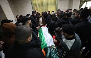 UN MARTYR PALESTINIEN, DES DIZAINES D’ARRESTATIONS ET UN PROJET DE LOI CONTROVERSÉ SUR LA PEINE DE MORT : Escalade en Cisjordanie et à El-Qods