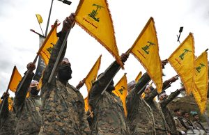 REVENDIQUÉE PAR LA RÉSISTANCE LIBANAISE : Attaque spectaculaire d’un navire de guerre sioniste en Méditerranée