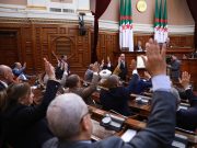 CONSEIL DE LA NATION : La loi criminalisant la colonisation française en Algérie adoptée