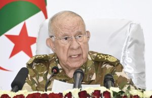CHENGRIHA, HIER, EN 3e RÉGION MILITAIRE À BÉCHAR : « L’Algérie fait preuve de résilience dans un monde en mutation »