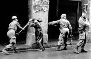 LA LOI CRIMINALISANT LA COLONISATION FRANÇAISE PUBLIÉE AU JOURNAL OFFICIEL : L’Algérie exige la reconnaissance d’un crime d’État