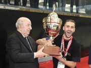 Finale de la Coupe d’Algérie : Tebboune remet à l’USM Alger son 10e trophée