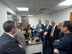 MAE : Chaib évalue les services consulaires à Londres