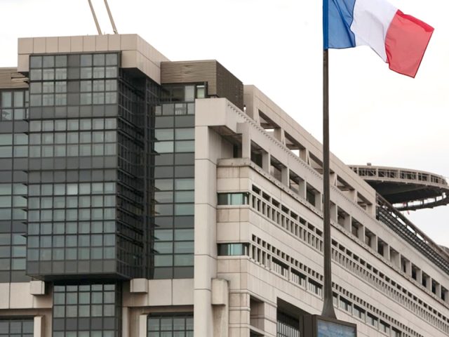 ELLE A AUGMENTE DE 117,5% DU PIB AU PREMIER TRIMESTRE 2026 : En France, la dette publique explose