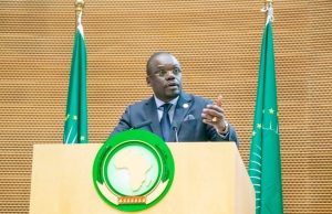 SELON LE DG DE L’AGENCE SANITAIRE DE L’UNION AFRICAINE : L’épidémie d’Ebola en Ouganda est « sous contrôle »