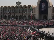 LA PRIÈRE FUNÉRAIRE A RASSEMBLÉ DES MILLIONS DE FIDÈLES À TÉHÉRAN : L’Iran fait ses adieux à son Guide suprême