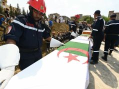 INCENDIES MEURTRIERS À TRAVERS LE PAYS : L’Algérie enterre ses martyrs