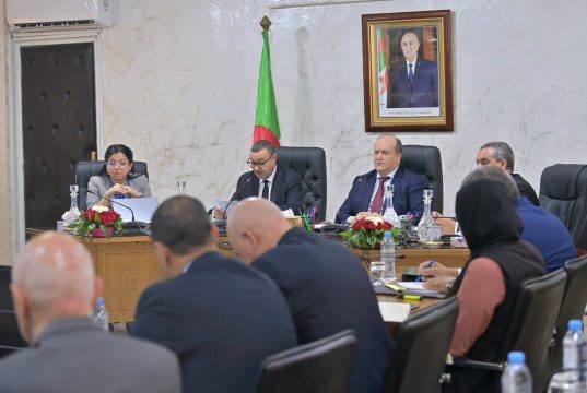 GHRIEB ORDONNE AUX WALIS DE BIEN PREPARER LA RENTREE SOCIALE : « Occupez-vous de ces dossiers »