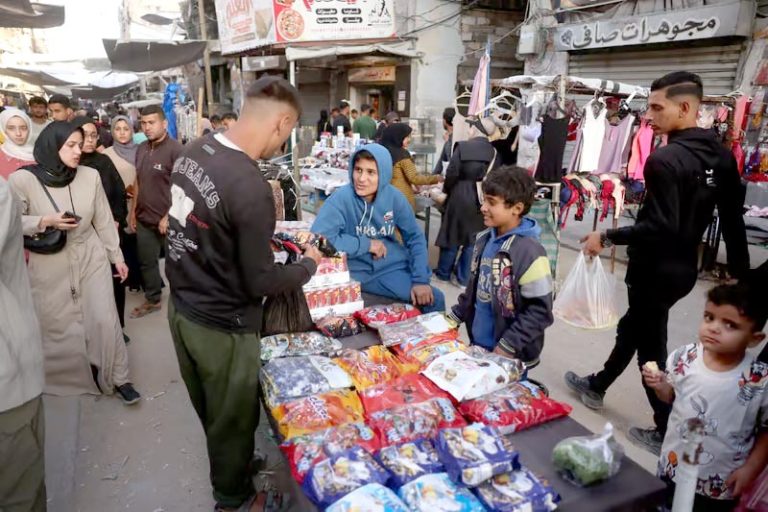GHAZA : La hausse des dépôts bancaires masque l’effondrement du pouvoir d’achat