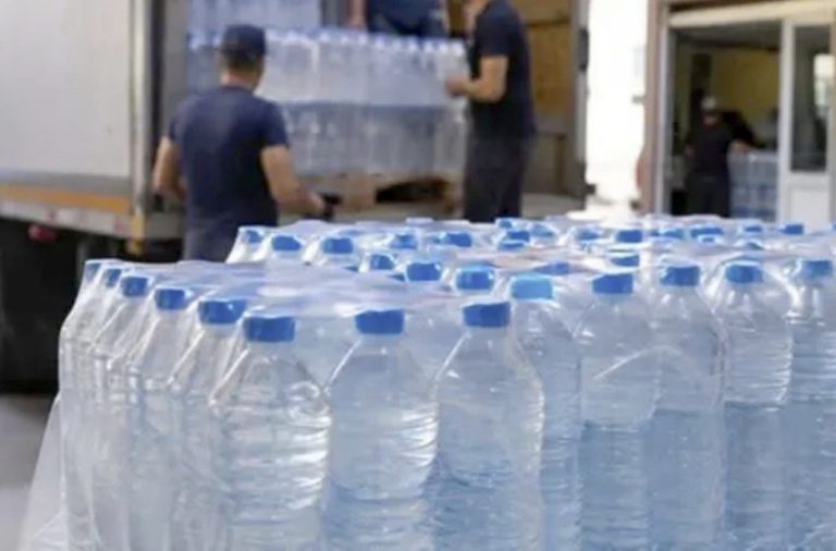 Face aux tensions d’approvisionnement pour des raisons diverses : Plus de 1,6 million de bouteilles d’eau mises en vente à Tunis
