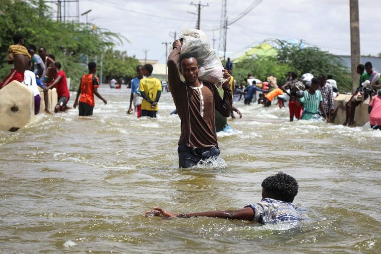 Anticipant les pluies  et les impacts d&rsquo;El Niño : La Somalie intensifie ses mesures d&rsquo;atténuation des risques climatiques  