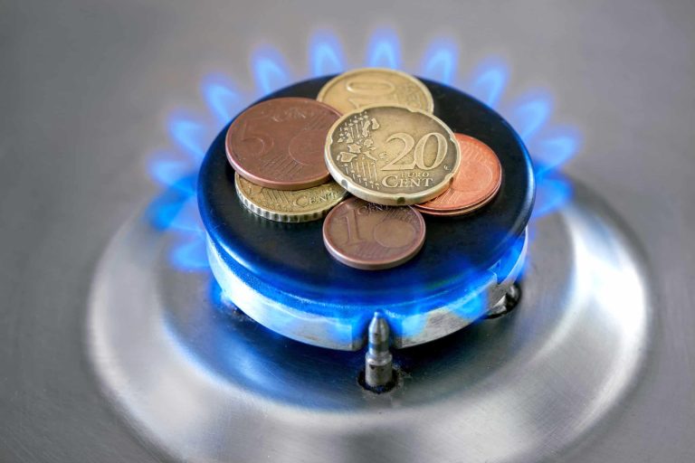 La double peine pour les Français : Le gaz flambe, la croissance s&rsquo;effondre