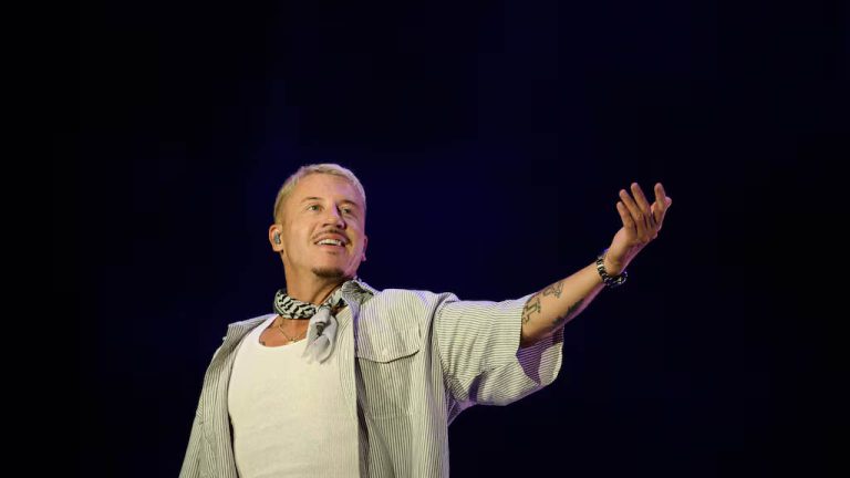 Ecarté des concerts d&rsquo;Ed Sheeran : Macklemore organise sa propre tournée « Free Palestine »