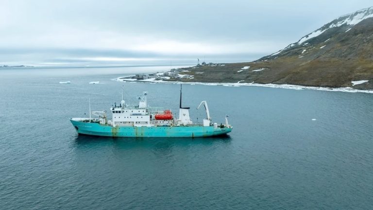 Saisie d&rsquo;un navire russe en Norvège : Moscou dénonce un « acte de piraterie »