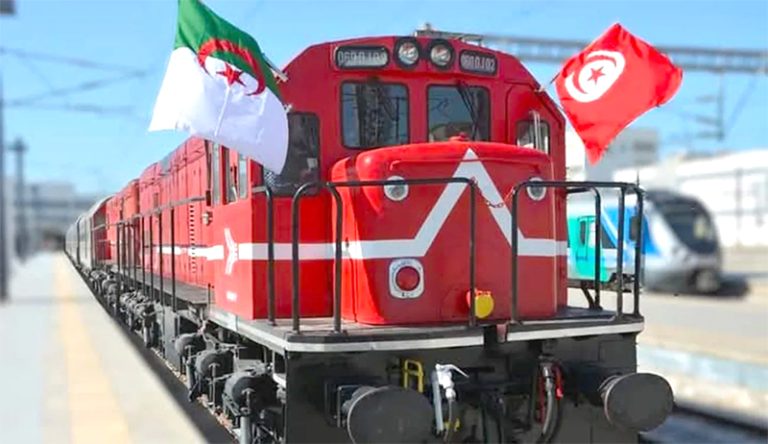 Le train international Algérie-Tunisie : Horaires, tarifs et modalités de voyage