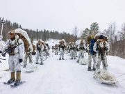 Manœuvres de l’OTAN dans l’Arctique : Un problème d’équipement freine les Marines US sous l’œil de Moscou