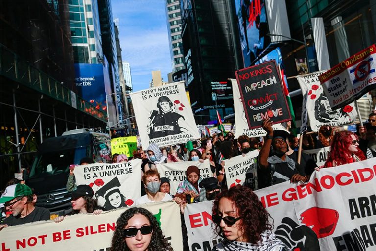 UN CRIMINEL DE GUERRE NE DOIT PAS ÊTRE À NEW YORK : « Netanyahu n’est pas le bienvenu »